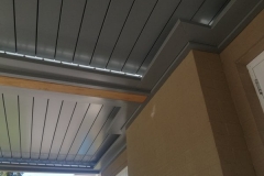 Flat_Louvre_Roof_1352554
